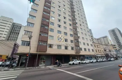 Loja - r cruz machado, 301 - centro - curitiba - pr