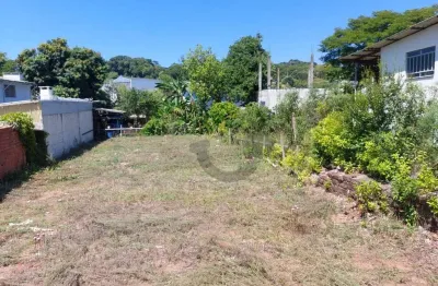 Amplo terreno com características comercial ou residencial
