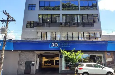 Sala comercial com 3 salas para alugar na Rua Júlio de Castilhos, Centro, Santa Cruz do Sul