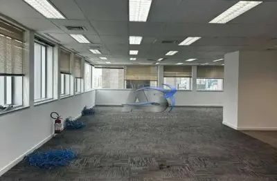 Conjunto na faria lima 192,77m² , pronto para entrar com 3 vagas