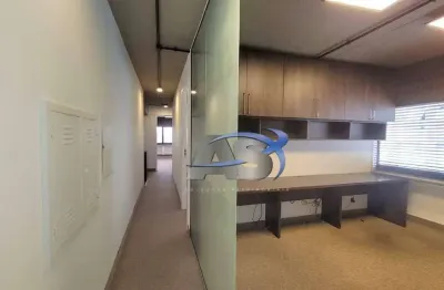 Conjunto no itaim bibi 105m² semi mobiliado pronto entrar 2 vagas