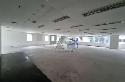 Andar corporativo com416m² em vão livre com 8 vagas