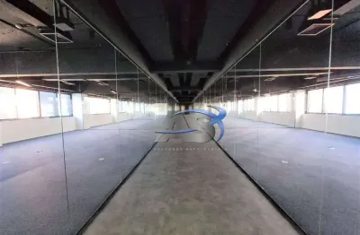 Andar corporativo em pinheiros com 600m² mobiliado 10 vagas