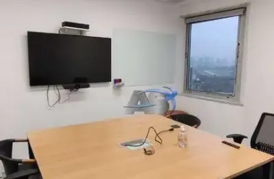 Conjunto em pinheiros 340m² com 42 posições de trabalho (mobília negociável)  10 vagas de garagem