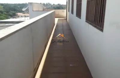Casa à venda em jundiaí-sp: 8 quartos, 1 suíte, 7 salas, 4 banheiros, 3 vagas de garagem, 370m² no jardim tamoio. aproveite!