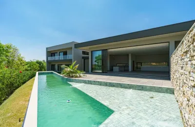 Casa no condomínio condomínio pedra alta para venda com 4 quartos, sendo 4 suítes, 615m²