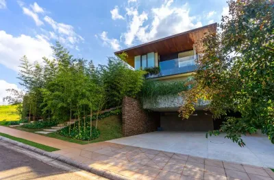 Casa no condomínio condomínio fazenda dona carolina para venda com 4 quartos, sendo 4 suítes, 750.57m²