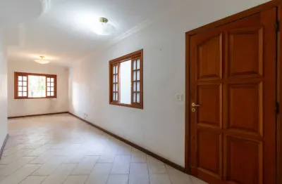 Elegante sobrado para venda em jardim londrina com 2 quartos, sendo 2 suítes, 137m²