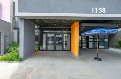 Agradável loja de rua para venda e locação em pinheiros, 200m²