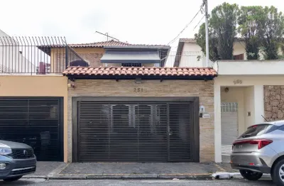 Elegante casa para venda em Vila Prudente com 3 quartos, sendo 1 suíte , 357m²