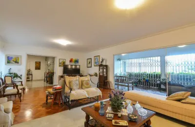 Espetacular casa para venda em planalto paulista com 4 quartos, sendo 2 suítes , 510m²
