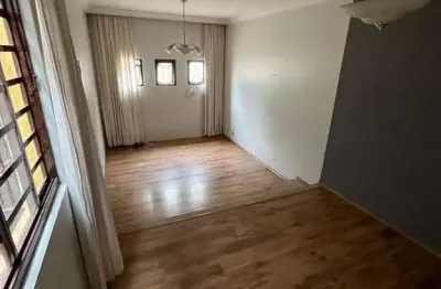 Elegante sobrado para venda em jardim casablanca com 3 quartos, sendo 1 suíte, 198m²