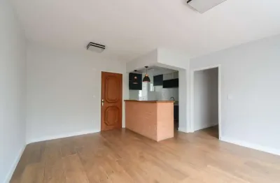 Elegante apartamento para venda em moema com 3 quartos, sendo 1 suíte , 90m²