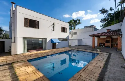 Aconchegante casa tipo para venda e locação em vila tramontano com 4 quartos, sendo 2 suítes, 375m²