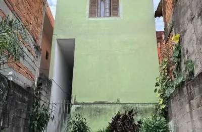 Funcional casa tipo para venda em vila menck com 3 quartos, 99m²