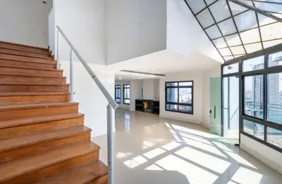Confortável duplex para venda em vila suzana com 3 quartos, sendo 3 suítes, 195m²