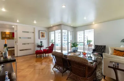 Agradável apartamento tipo para venda em moema com 3 quartos, sendo 3 suítes, 195m²