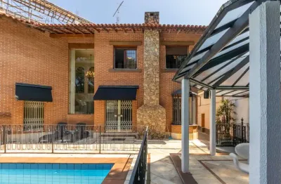 Funcional casa para venda em Vila Progredior com 4 quartos, sendo 2 suítes , 400m²