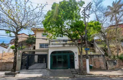 Funcional sobrado para venda em rolinópolis com 4 quartos, sendo 2 suítes, 225m²