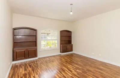 Confortável sobrado para venda em campo belo com 3 quartos, sendo 1 suíte , 238m²