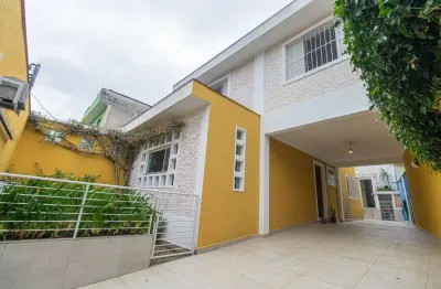 Excelente casa tipo para venda em jardim umuarama com 4 quartos, sendo 1 suíte, 179m²