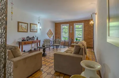 Funcional casa para venda em jardim carlos gomes com 3 quartos, sendo 3 suítes , 189m²