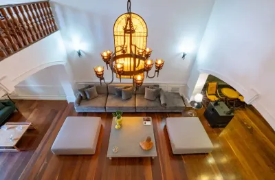 Imperdível casa para venda em jardim leonor com 3 quartos, sendo 3 suítes , 564m²