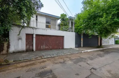 Excelente casa para venda em Moema com 3 quartos, sendo 3 suítes , 330m²