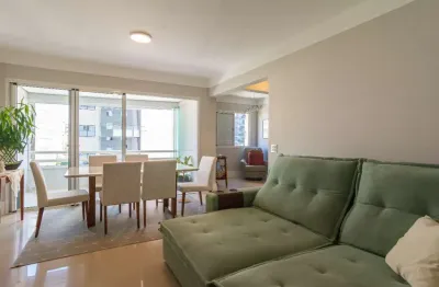 Sensacional apartamento para venda em Moema com 3 quartos, sendo 1 suíte , 104m²