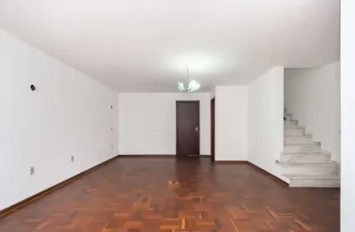 Versátil sobrado para venda em vila alexandria com 3 quartos, sendo 1 suíte , 201m²