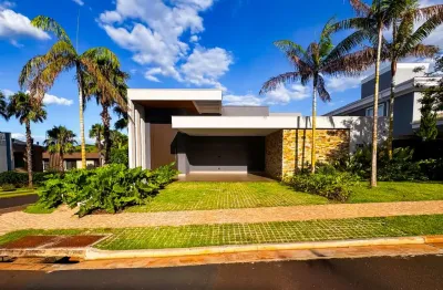 Casa no condomínio a para venda com 4 quartos, sendo 4 suítes , 350m²