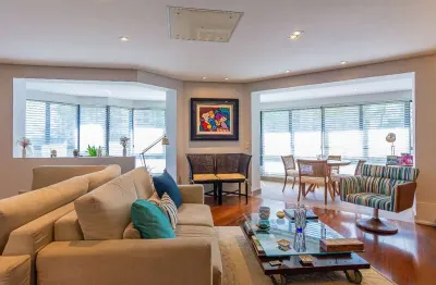 Excelente apartamento para venda em Morumbi com 4 quartos, sendo 3 suítes , 241m²