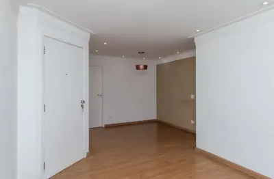 Atraente apartamento para venda em Vila Gumercindo com 3 quartos, sendo 1 suíte , 86m²