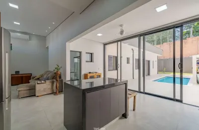 Casa no condomínio Residencial Sao Bento para venda com 3 quartos, sendo 1 suíte , 170m²