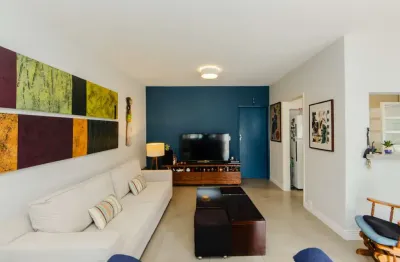 Deslumbrante casa para venda em Vila Madalena com 3 quartos, sendo 1 suíte , 150m²