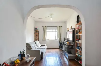 Confortável apartamento para venda em Santa Cecília com 3 quartos, sendo 1 suíte , 162m²