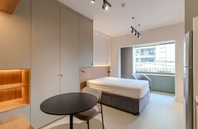 Confortável studio para venda em Vila Nova Conceição com 1 quarto , 30m²