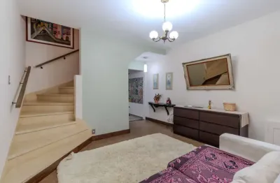 Excelente casa de vila para locação em Vila Nova Conceição com 2 quartos , 98m²