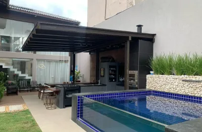 Vendo excelente casa  duplex com piscina 5/4 solta em rua pública  piatã