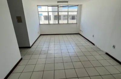 Sala comercial com 1 sala para alugar na Alameda das Sereias, 90, Itapuã, Salvador