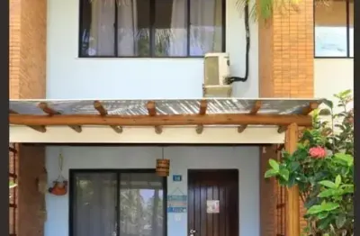 Grande oportunidade: alugo casa de 3/4 completamente mobiliada