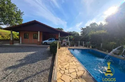 Ótimo chácara à venda em bairro tranquilo, com muita área verde