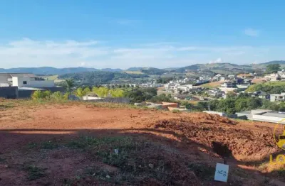 Lote à venda em condomínio de alto padrão, localizado em atibaia.