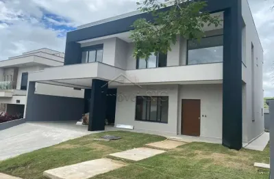 Casa em condomínio fechado na cidade de são josé dos campos
