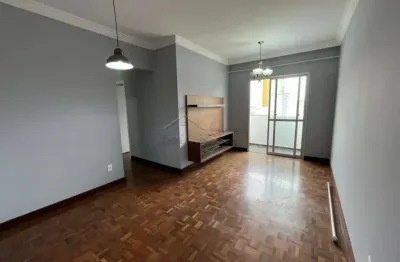 Apartamento reformado com 3 dormitórios no floradas de são josé  excelente localização!