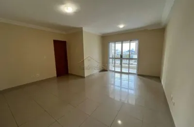 Oportunidade com churrasqueira na varanda, sol da manhã, 3 dormitórios!!