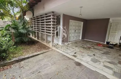 Casa linear à venda no bairro de lourdes, vitória, es