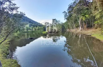 Fazenda entre parques naturais à venda, com 21 alqueires com casa sede, casa de hospedes e casa de
