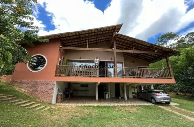 Imperdível oportunidade de adquirir casa de luxo em guarapari-es, no bairro buenos aires: 4 quartos, 3 suítes, 1 sala, 6 banheiros, 2 vagas, 300 m².