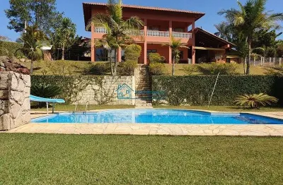 Chácara formada com lago, piscina e campo de futebol, aceita imóvel como parte de pagamento.